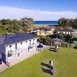 Ruegen-beach-house-haus-palstek Prázdninový dům *