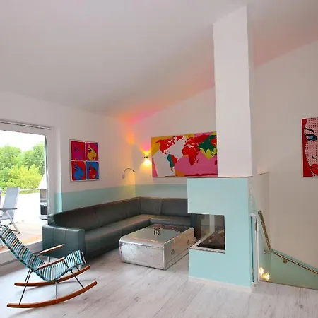 Ruegen-beach-house-haus-palstek Hébergement de vacances *