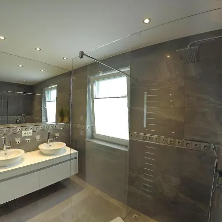 Ruegen-beach-house-haus-palstek