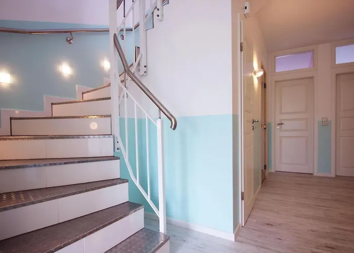 Ruegen-beach-house-haus-palstek * Goehren (Ruegen)